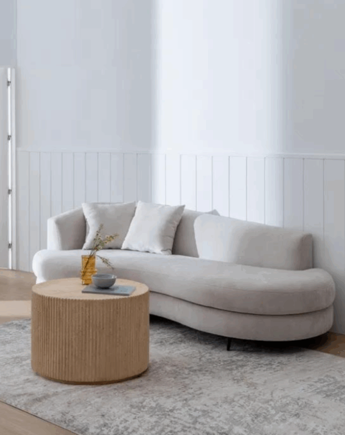 Canapé crème haut de gamme en tissu