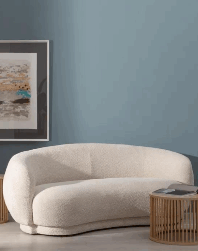Canapé design beige en tissu bouclette