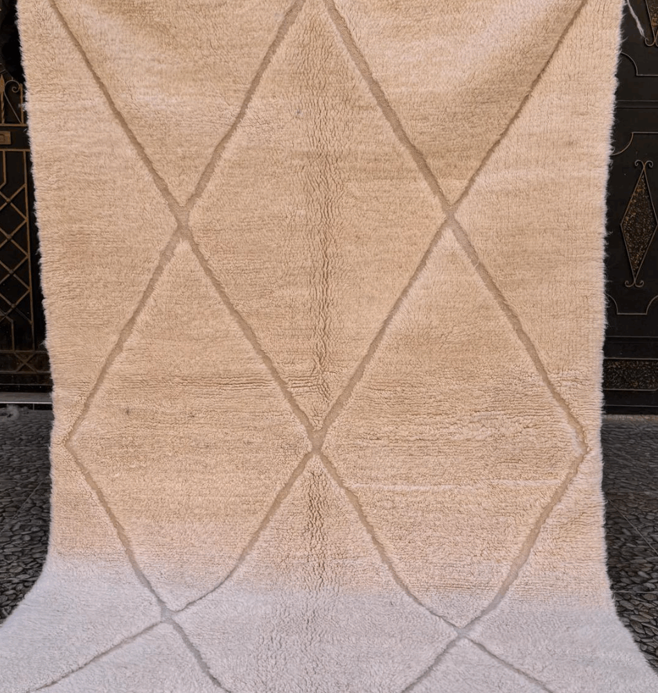 Tapis berbère Beni Ouarain – 240 x 167 cm – L’icône du style berbère