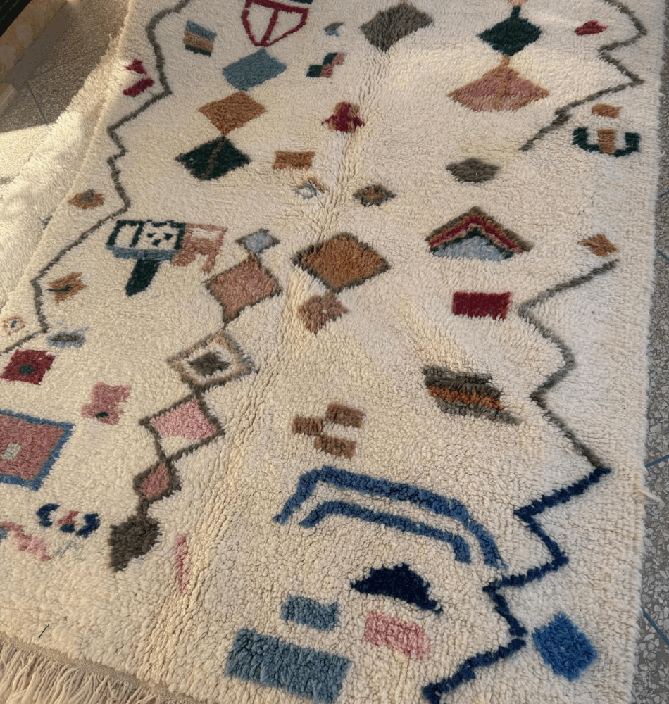 Tapis berbère Beni Ouarain – 255 x 160 cm –  haut en couleur