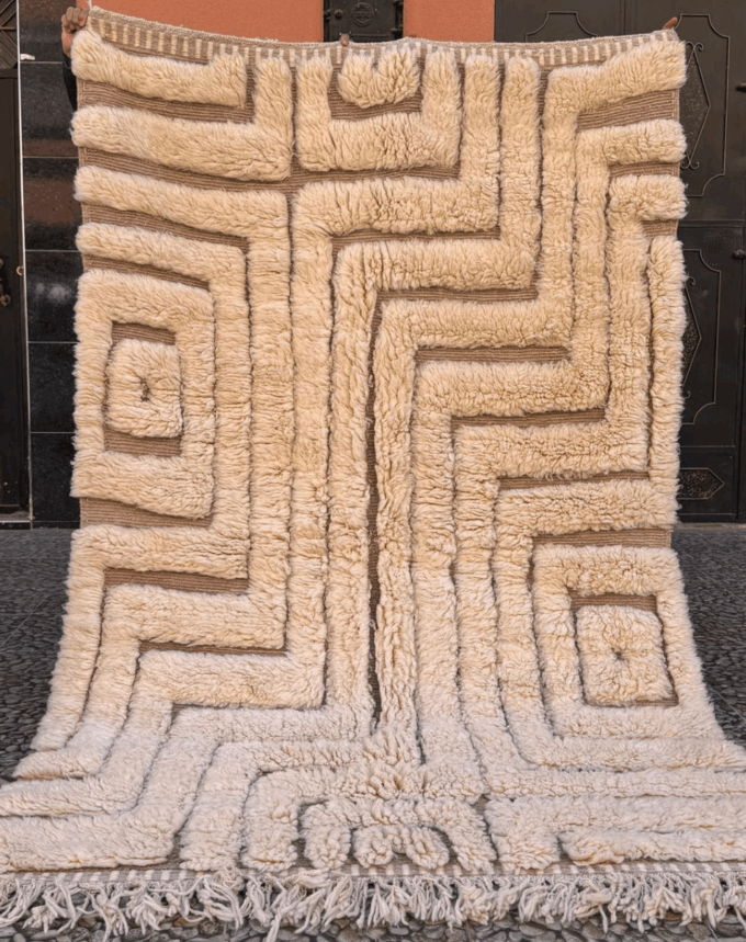 Tapis berbère Beni Ouarain – 255 x 163 cm – Design et savoir-faire
