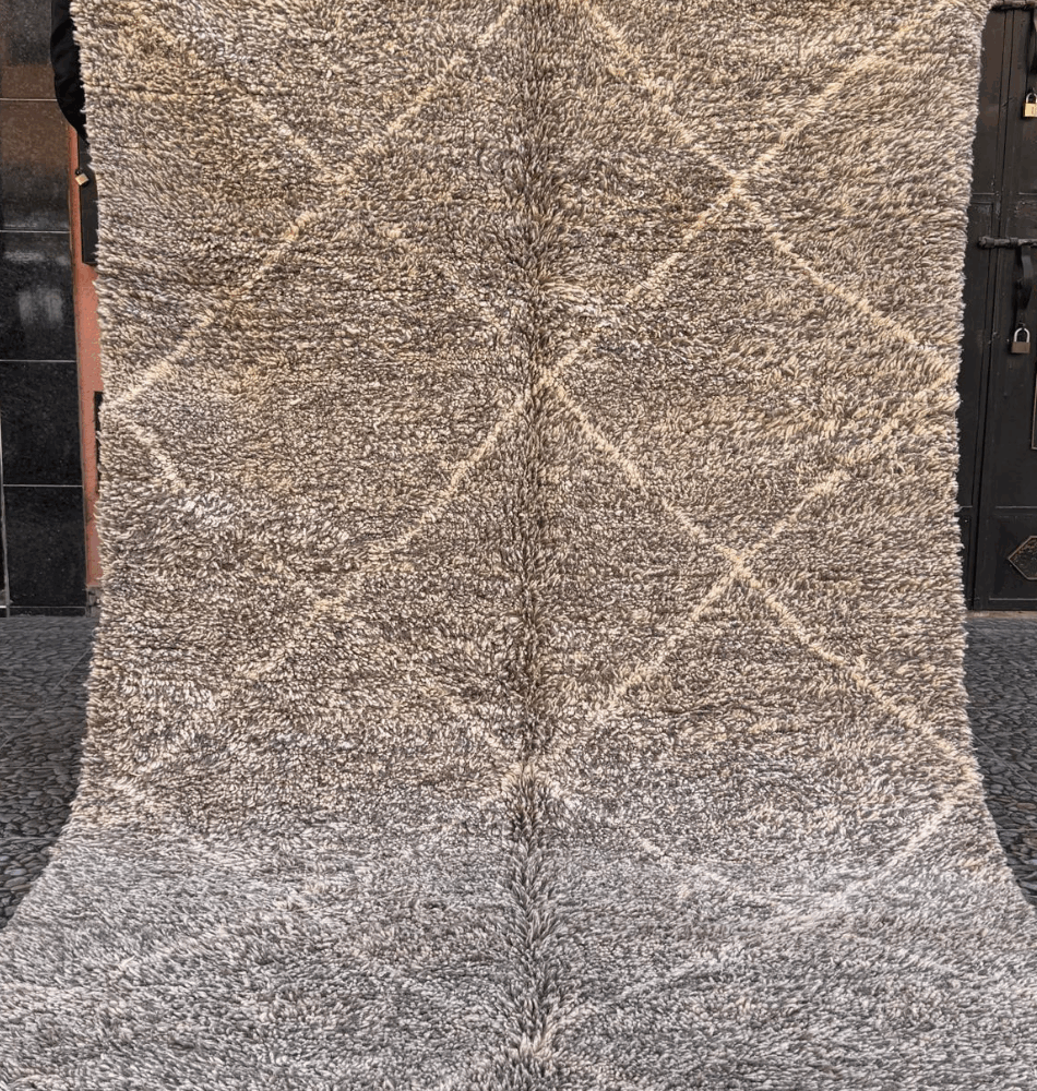 Tapis berbère Beni Ouarain – 300 x 190 cm – L’icône du style berbère