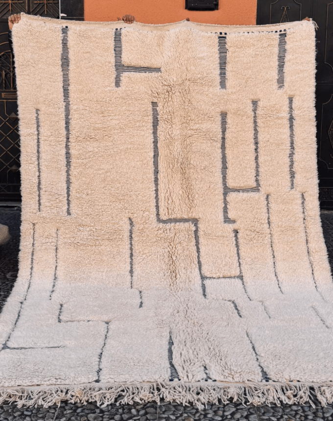 Tapis berbère Beni Ouarain – 307 x 216 cm – Élégance artisanale & design intemporel