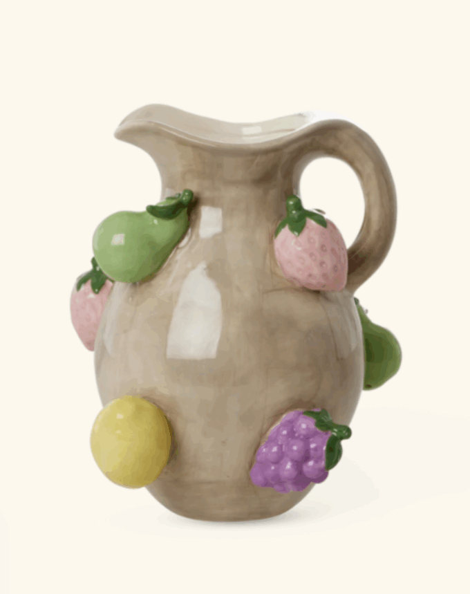 Vase en céramique sable foncé avec fruits en relief