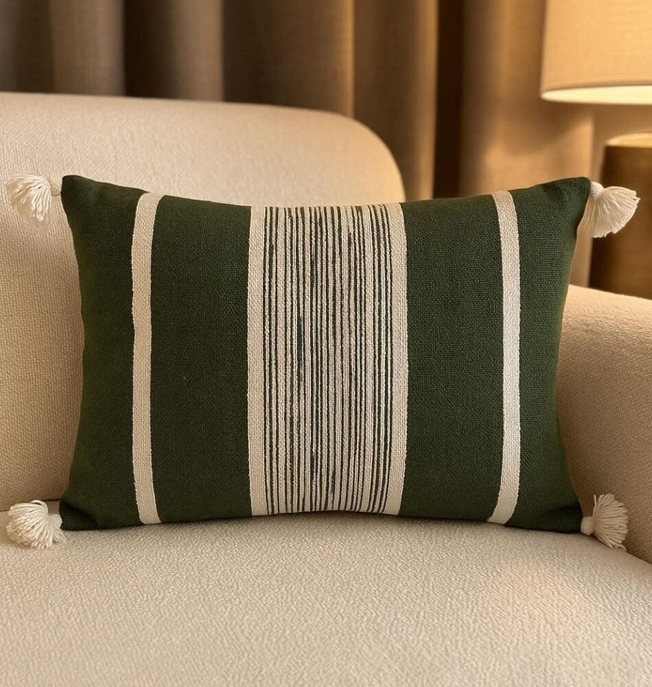 Housse de Coussin à Pompons – 40x60 VERT