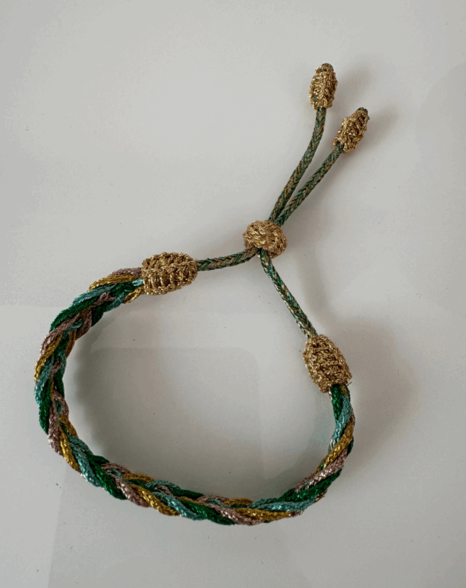 Bracelet Sara– Fil de Soie & Doré
