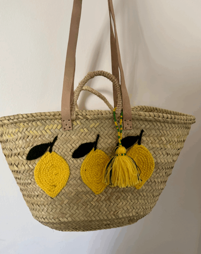 Panier en osier brodé  “CITRON”