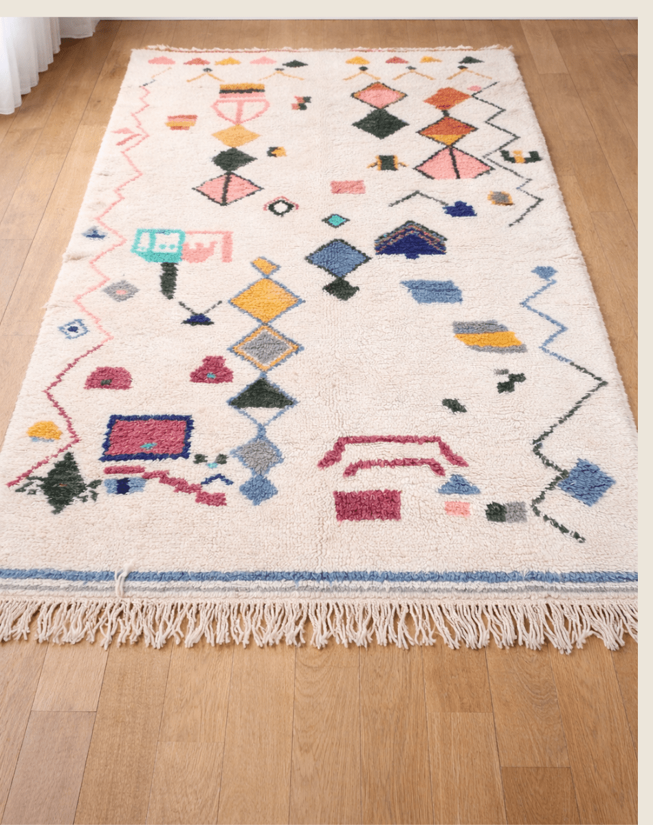 Tapis berbère Beni Ouarain – 252 x 164 cm – haut en couleur