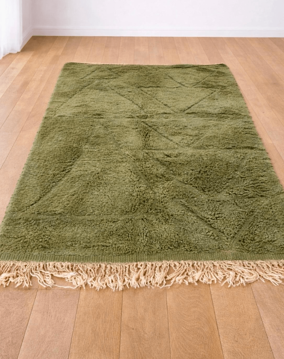 Tapis berbère Mrirt – 246 x 160 cm – Artisanat marocain haut en couleur