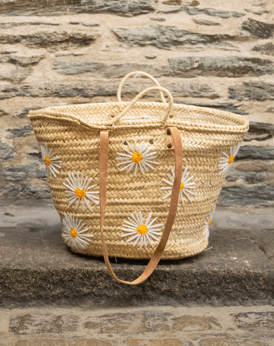 Panier en osier brodé « PÂQUERETTES »